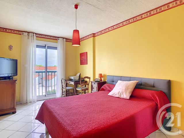Appartement F4 à vendre - 4 pièces - 91.53 m2 - PERPIGNAN - 66 - LANGUEDOC-ROUSSILLON - Century 21 Terres Catalanes Appartement F4 à vendre - 4 pièces - 91.53 m2 - PERPIGNAN - 66 - LANGUEDOC-ROUSSILLON - Century 21 Terres Catalanes