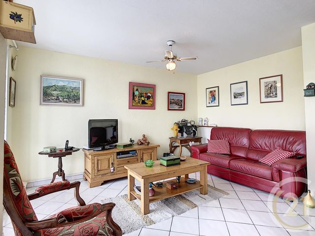 Appartement F4 à vendre - 4 pièces - 91.53 m2 - PERPIGNAN - 66 - LANGUEDOC-ROUSSILLON - Century 21 Terres Catalanes Appartement F4 à vendre - 4 pièces - 91.53 m2 - PERPIGNAN - 66 - LANGUEDOC-ROUSSILLON - Century 21 Terres Catalanes