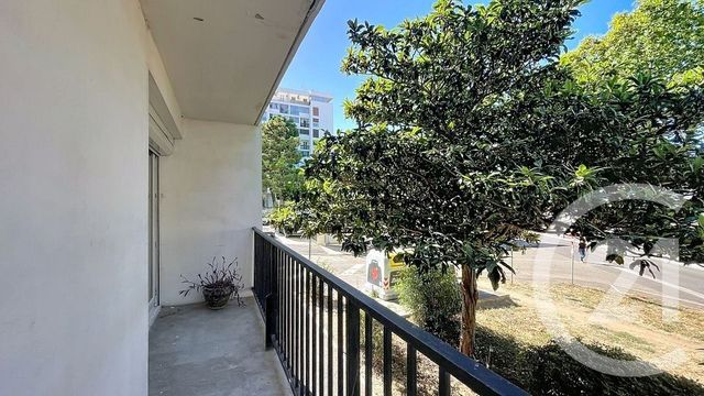 Appartement F3 à louer - 3 pièces - 71.07 m2 - PERPIGNAN - 66 - LANGUEDOC-ROUSSILLON - Century 21 Terres Catalanes
