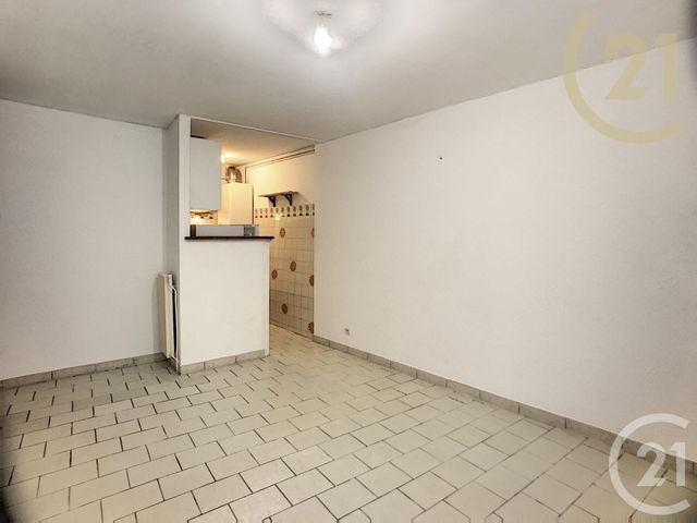 Afficher la photo en grand Appartement F3 à louer - 3 pièces - 57.0 m2 - THUIR - 66 - LANGUEDOC-ROUSSILLON - Century 21 Terres Catalanes