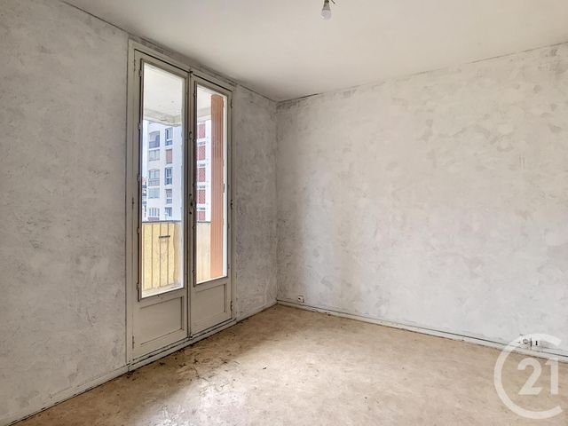Appartement F4 à vendre - 4 pièces - 83.33 m2 - PERPIGNAN - 66 - LANGUEDOC-ROUSSILLON - Century 21 Terres Catalanes Appartement F4 à vendre - 4 pièces - 83.33 m2 - PERPIGNAN - 66 - LANGUEDOC-ROUSSILLON - Century 21 Terres Catalanes