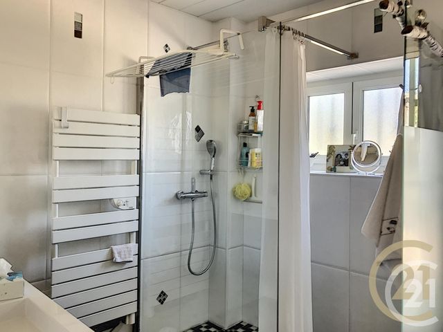 Afficher la photo en grand Appartement F4 à vendre - 4 pièces - 110.72 m2 - PERPIGNAN - 66 - LANGUEDOC-ROUSSILLON - Century 21 Terres Catalanes