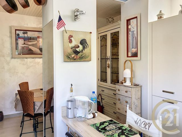 Afficher la photo en grand Appartement F4 à vendre - 4 pièces - 110.72 m2 - PERPIGNAN - 66 - LANGUEDOC-ROUSSILLON - Century 21 Terres Catalanes