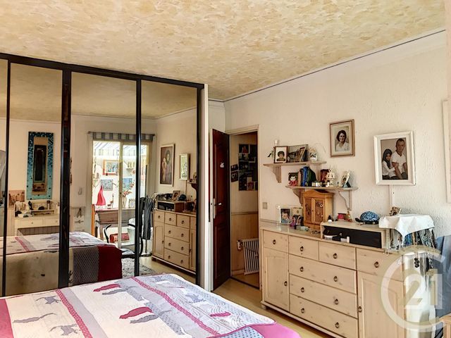 Afficher la photo en grand Appartement F4 à vendre - 4 pièces - 110.72 m2 - PERPIGNAN - 66 - LANGUEDOC-ROUSSILLON - Century 21 Terres Catalanes