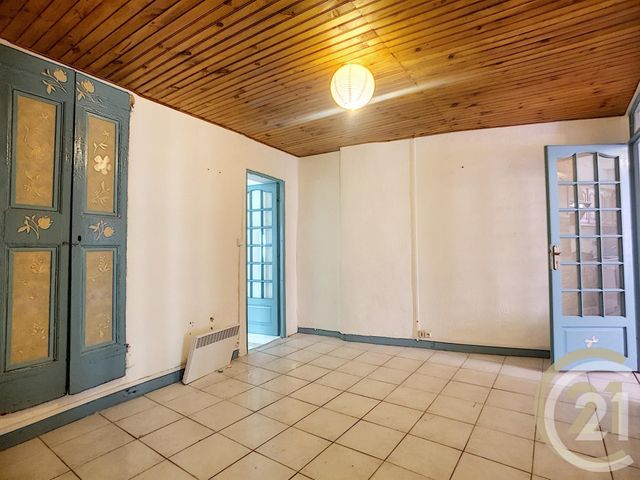 Appartement F3 à vendre - 3 pièces - 72.44 m2 - THUIR - 66 - LANGUEDOC-ROUSSILLON - Century 21 Terres Catalanes Appartement F3 à vendre - 3 pièces - 72.44 m2 - THUIR - 66 - LANGUEDOC-ROUSSILLON - Century 21 Terres Catalanes