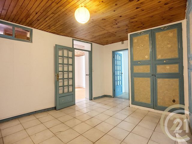 Appartement F3 à vendre - 3 pièces - 72.44 m2 - THUIR - 66 - LANGUEDOC-ROUSSILLON - Century 21 Terres Catalanes Appartement F3 à vendre - 3 pièces - 72.44 m2 - THUIR - 66 - LANGUEDOC-ROUSSILLON - Century 21 Terres Catalanes