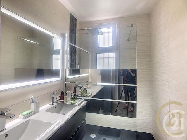 Appartement F3 à vendre - 3 pièces - 68.37 m2 - PERPIGNAN - 66 - LANGUEDOC-ROUSSILLON - Century 21 Terres Catalanes Appartement F3 à vendre - 3 pièces - 68.37 m2 - PERPIGNAN - 66 - LANGUEDOC-ROUSSILLON - Century 21 Terres Catalanes