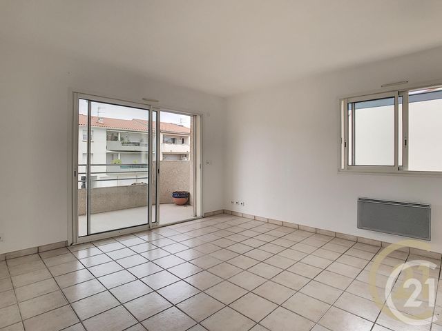 Appartement F3 à vendre - 3 pièces - 55.76 m2 - PERPIGNAN - 66 - LANGUEDOC-ROUSSILLON - Century 21 Terres Catalanes Appartement F3 à vendre - 3 pièces - 55.76 m2 - PERPIGNAN - 66 - LANGUEDOC-ROUSSILLON - Century 21 Terres Catalanes