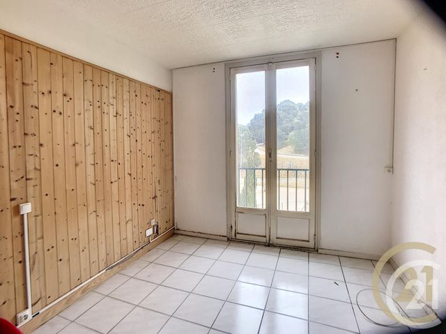 Appartement F3 à vendre - 3 pièces - 73.59 m2 - PERPIGNAN - 66 - LANGUEDOC-ROUSSILLON - Century 21 Terres Catalanes Appartement F3 à vendre - 3 pièces - 73.59 m2 - PERPIGNAN - 66 - LANGUEDOC-ROUSSILLON - Century 21 Terres Catalanes