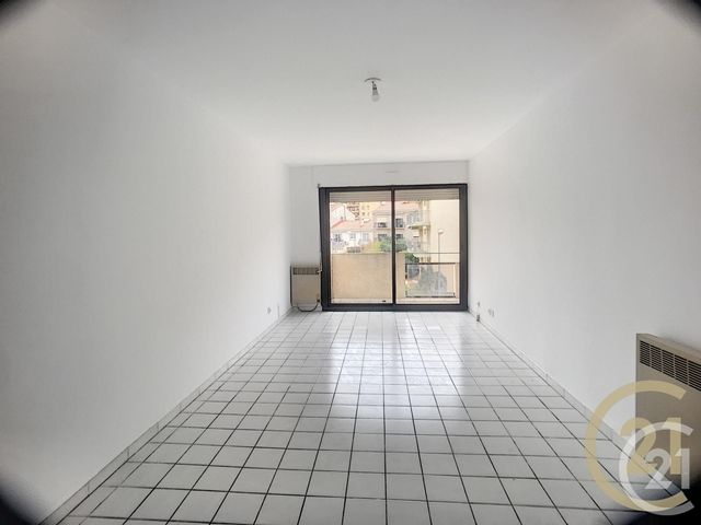 Appartement F3 à vendre - 3 pièces - 72.53 m2 - PERPIGNAN - 66 - LANGUEDOC-ROUSSILLON - Century 21 Terres Catalanes Appartement F3 à vendre - 3 pièces - 72.53 m2 - PERPIGNAN - 66 - LANGUEDOC-ROUSSILLON - Century 21 Terres Catalanes