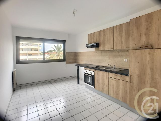 Appartement F3 à vendre - 3 pièces - 72.53 m2 - PERPIGNAN - 66 - LANGUEDOC-ROUSSILLON - Century 21 Terres Catalanes Appartement F3 à vendre - 3 pièces - 72.53 m2 - PERPIGNAN - 66 - LANGUEDOC-ROUSSILLON - Century 21 Terres Catalanes
