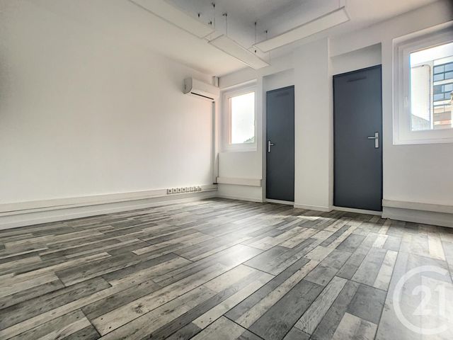 entreprise à louer - 12.0 m2 - PERPIGNAN - 66 - LANGUEDOC-ROUSSILLON - Century 21 Terres Catalanes entreprise à louer - 12.0 m2 - PERPIGNAN - 66 - LANGUEDOC-ROUSSILLON - Century 21 Terres Catalanes