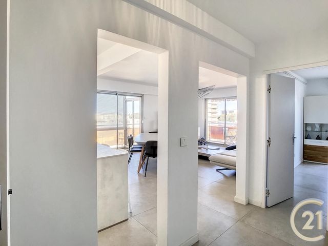 Appartement F4 à vendre - 4 pièces - 95.6 m2 - PERPIGNAN - 66 - LANGUEDOC-ROUSSILLON - Century 21 Terres Catalanes