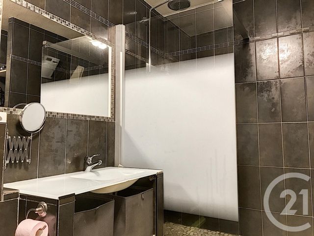 Afficher la photo en grand Appartement F4 à vendre - 4 pièces - 107.8 m2 - PERPIGNAN - 66 - LANGUEDOC-ROUSSILLON - Century 21 Terres Catalanes