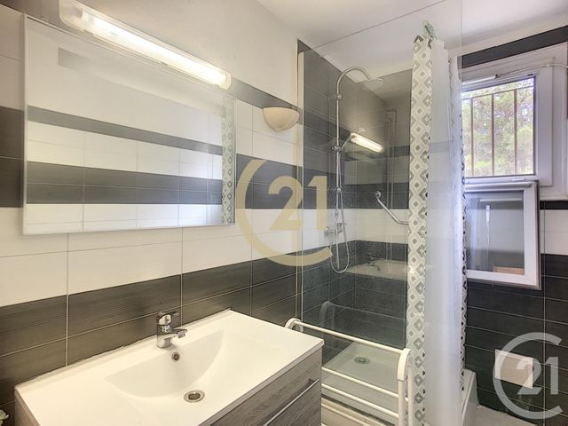 Afficher la photo en grand Appartement F3 à vendre - 3 pièces - 63.51 m2 - PERPIGNAN - 66 - LANGUEDOC-ROUSSILLON - Century 21 Terres Catalanes