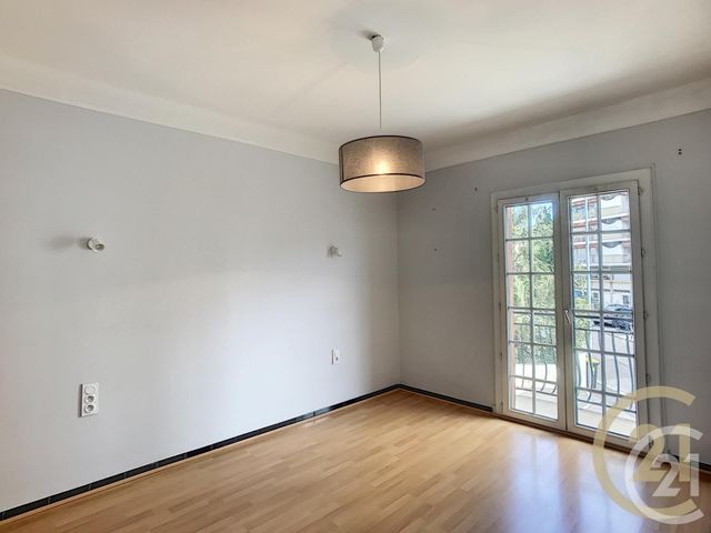 Afficher la photo en grand Appartement F4 à vendre - 4 pièces - 84.54 m2 - PERPIGNAN - 66 - LANGUEDOC-ROUSSILLON - Century 21 Terres Catalanes