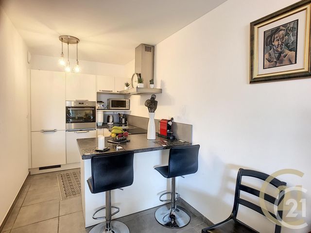 Afficher la photo en grand Appartement F3 à vendre - 3 pièces - 72.55 m2 - PERPIGNAN - 66 - LANGUEDOC-ROUSSILLON - Century 21 Terres Catalanes