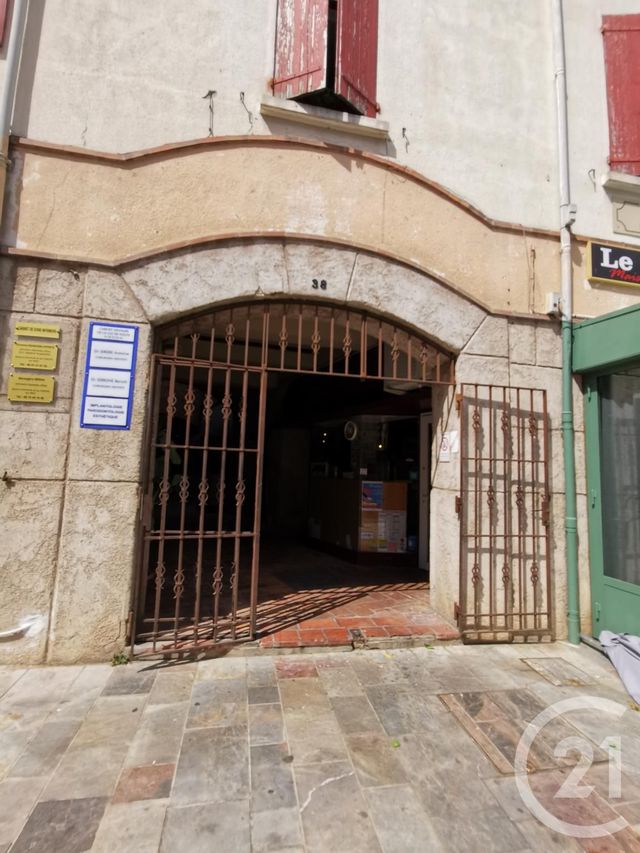 Afficher la photo en grand commerce à vendre - 31.76 m2 - THUIR - 66 - LANGUEDOC-ROUSSILLON - Century 21 Terres Catalanes