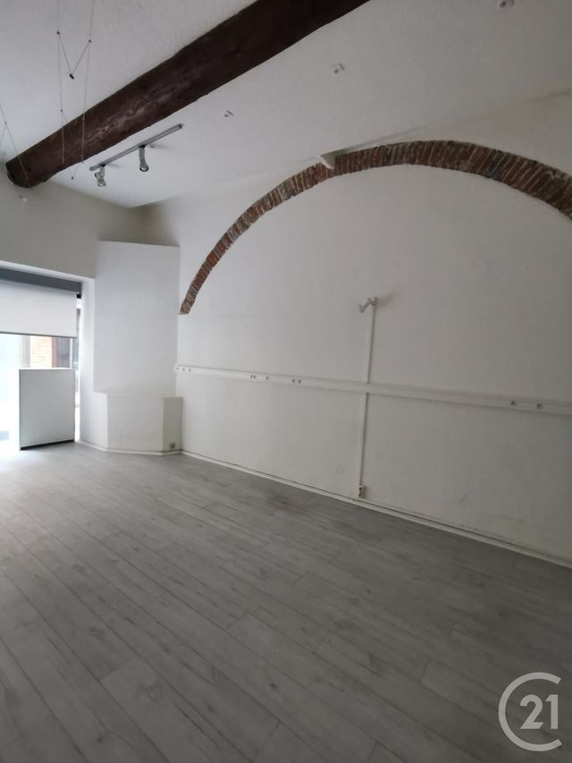 Afficher la photo en grand commerce à vendre - 31.76 m2 - THUIR - 66 - LANGUEDOC-ROUSSILLON - Century 21 Terres Catalanes
