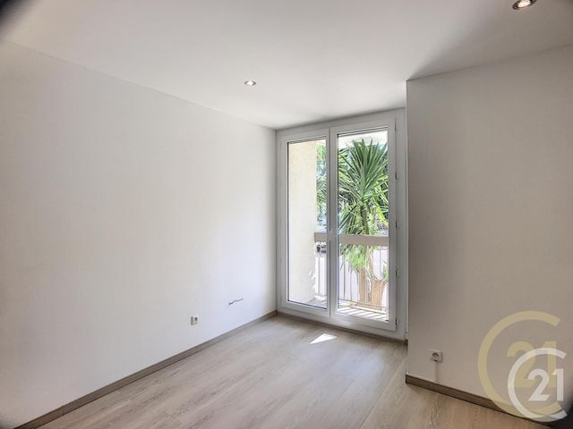 Afficher la photo en grand Appartement F2 à vendre - 2 pièces - 38.83 m2 - PERPIGNAN - 66 - LANGUEDOC-ROUSSILLON - Century 21 Terres Catalanes