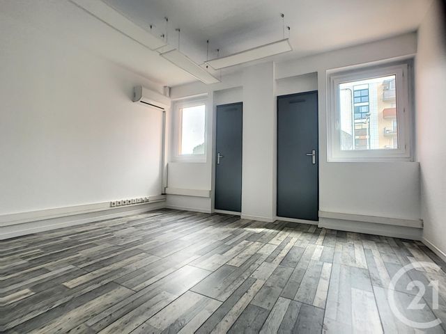 Local à louer - 1 pièce - 13.0 m2 - PERPIGNAN - 66 - LANGUEDOC-ROUSSILLON - Century 21 Terres Catalanes