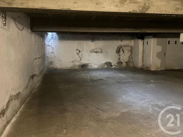 parking à louer - 11.5 m2 - PERPIGNAN - 66 - LANGUEDOC-ROUSSILLON - Century 21 Terres Catalanes