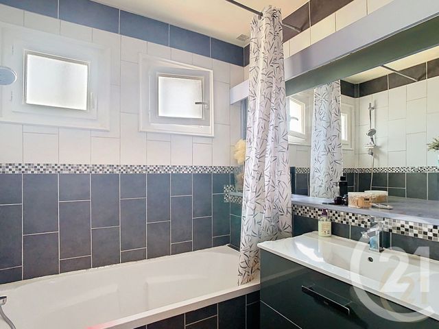 Afficher la photo en grand maison à vendre - 6 pièces - 141.1 m2 - PERPIGNAN - 66 - LANGUEDOC-ROUSSILLON - Century 21 Terres Catalanes