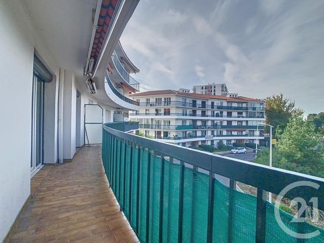 Appartement T3 à vendre - 3 pièces - 81.73 m2 - PERPIGNAN - 66 - LANGUEDOC-ROUSSILLON - Century 21 Terres Catalanes