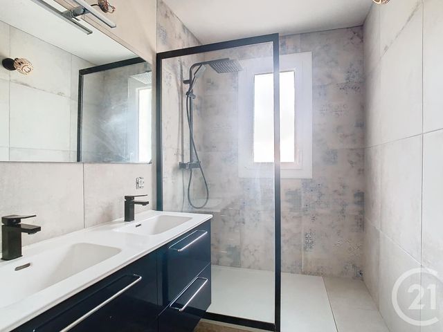 Appartement T3 à vendre - 3 pièces - 81.73 m2 - PERPIGNAN - 66 - LANGUEDOC-ROUSSILLON - Century 21 Terres Catalanes