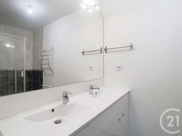 Appartement T3 à vendre - 3 pièces - 61.0 m2 - PERPIGNAN - 66 - LANGUEDOC-ROUSSILLON - Century 21 Terres Catalanes