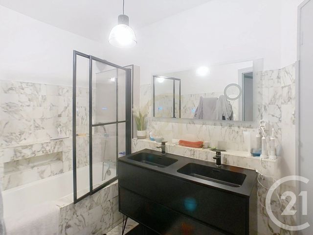 Appartement F4 à vendre - 4 pièces - 89.93 m2 - PERPIGNAN - 66 - LANGUEDOC-ROUSSILLON - Century 21 Terres Catalanes