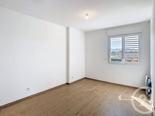 Appartement T3 à louer - 3 pièces - 67.68 m2 - PERPIGNAN - 66 - LANGUEDOC-ROUSSILLON - Century 21 Terres Catalanes