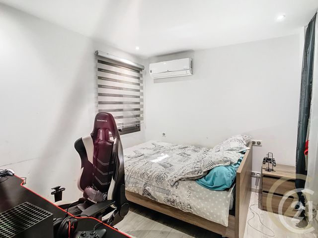 Afficher la photo en grand maison à vendre - 5 pièces - 120.0 m2 - VILLENEUVE DE LA RAHO - 66 - LANGUEDOC-ROUSSILLON - Century 21 Terres Catalanes