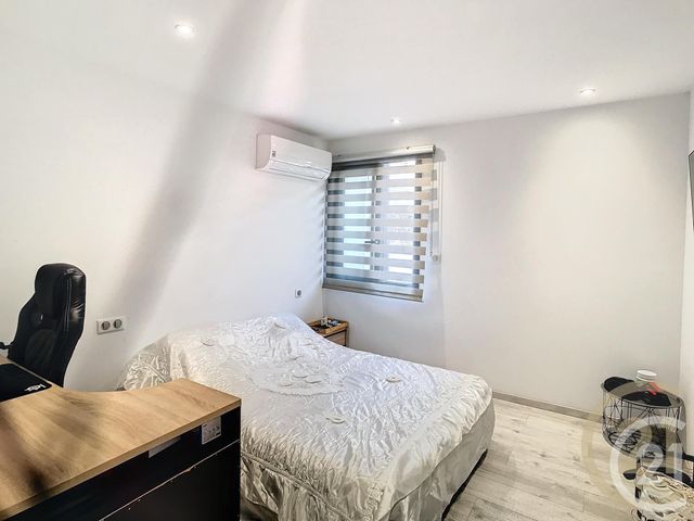 Afficher la photo en grand maison à vendre - 5 pièces - 120.0 m2 - VILLENEUVE DE LA RAHO - 66 - LANGUEDOC-ROUSSILLON - Century 21 Terres Catalanes