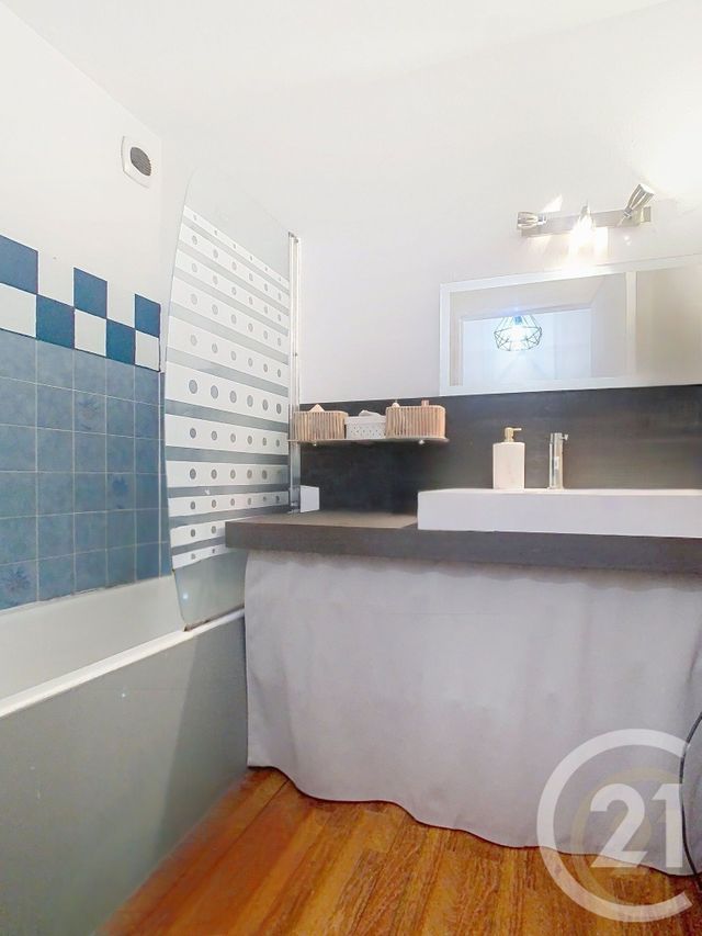 Appartement F3 bis à vendre - 3 pièces - 77.63 m2 - PERPIGNAN - 66 - LANGUEDOC-ROUSSILLON - Century 21 Terres Catalanes