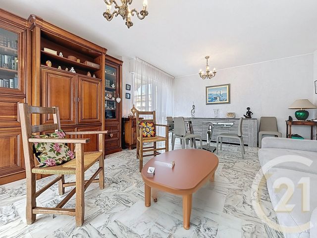 Appartement F4 à vendre - 4 pièces - 91.05 m2 - PERPIGNAN - 66 - LANGUEDOC-ROUSSILLON - Century 21 Terres Catalanes