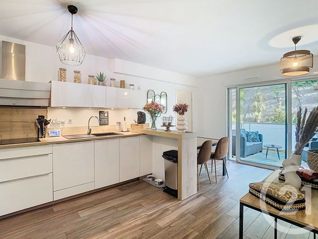 Appartement F2 à vendre - 2 pièces - 47.79 m2 - VILLENEUVE DE LA RAHO - 66 - LANGUEDOC-ROUSSILLON - Century 21 Terres Catalanes