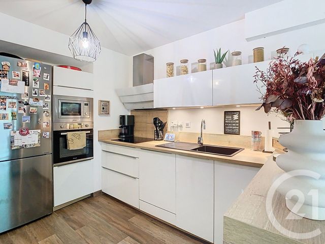 Appartement F2 à vendre - 2 pièces - 47.9 m2 - VILLENEUVE DE LA RAHO - 66 - LANGUEDOC-ROUSSILLON - Century 21 Terres Catalanes