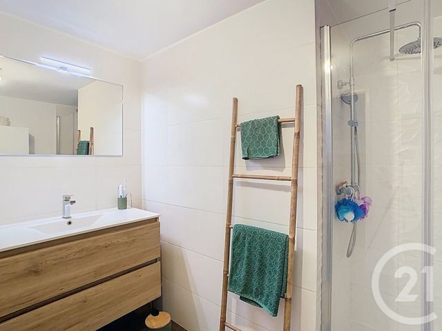 Appartement F2 à vendre - 2 pièces - 47.9 m2 - VILLENEUVE DE LA RAHO - 66 - LANGUEDOC-ROUSSILLON - Century 21 Terres Catalanes