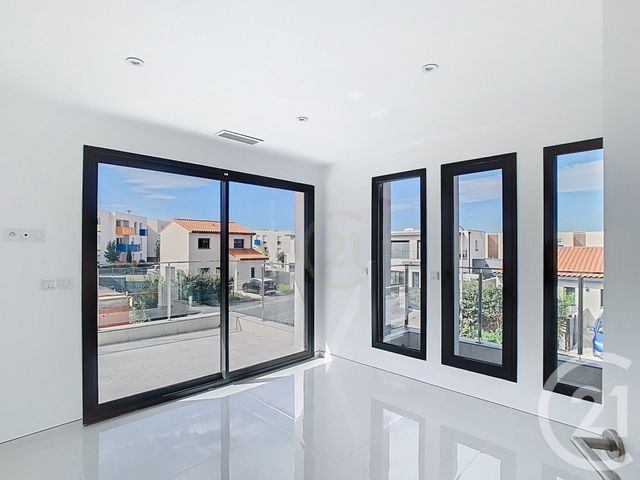 Afficher la photo en grand maison à vendre - 4 pièces - 107.02 m2 - PERPIGNAN - 66 - LANGUEDOC-ROUSSILLON - Century 21 Terres Catalanes