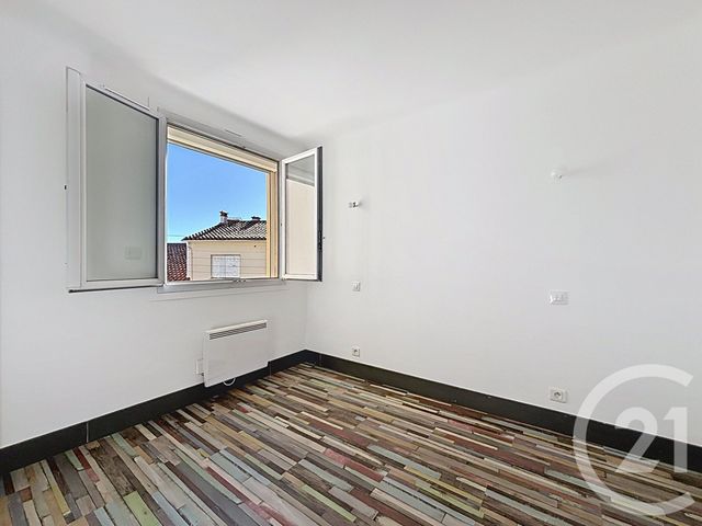 Appartement T3 à louer - 3 pièces - 57.16 m2 - PERPIGNAN - 66 - LANGUEDOC-ROUSSILLON - Century 21 Terres Catalanes