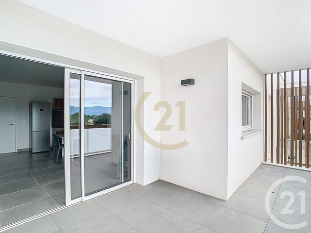 Appartement F3 à vendre - 3 pièces - 55.1 m2 - VILLENEUVE DE LA RAHO - 66 - LANGUEDOC-ROUSSILLON - Century 21 Terres Catalanes
