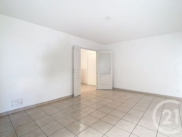 Afficher la photo en grand Appartement T3 à vendre - 3 pièces - 63.15 m2 - PERPIGNAN - 66 - LANGUEDOC-ROUSSILLON - Century 21 Terres Catalanes