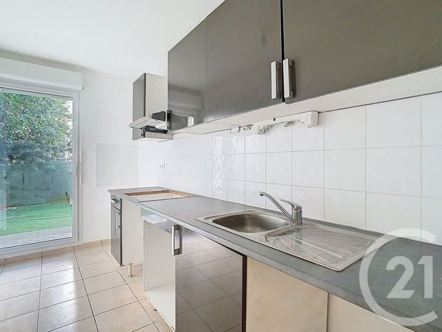 Afficher la photo en grand Appartement T3 à vendre - 3 pièces - 63.15 m2 - PERPIGNAN - 66 - LANGUEDOC-ROUSSILLON - Century 21 Terres Catalanes