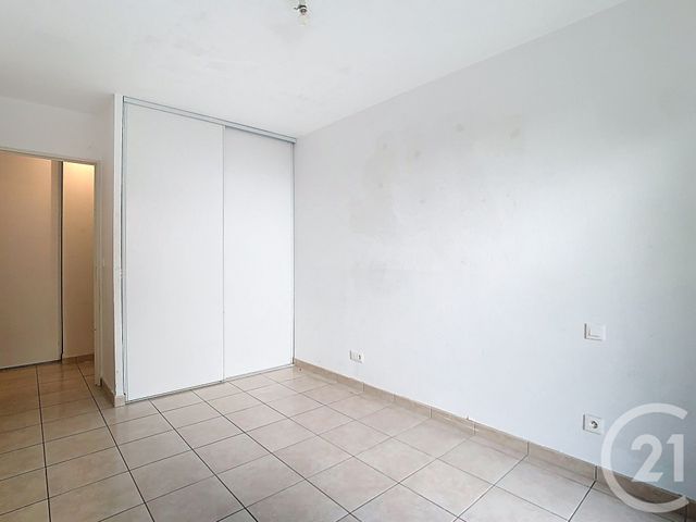 Afficher la photo en grand Appartement T3 à vendre - 3 pièces - 63.15 m2 - PERPIGNAN - 66 - LANGUEDOC-ROUSSILLON - Century 21 Terres Catalanes