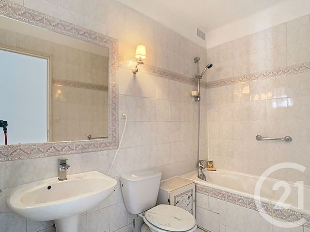 Appartement F3 à vendre - 3 pièces - 67.02 m2 - PERPIGNAN - 66 - LANGUEDOC-ROUSSILLON - Century 21 Terres Catalanes