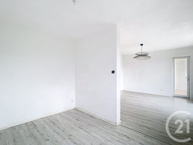 Afficher la photo en grand Appartement F3 à vendre - 3 pièces - 69.49 m2 - PERPIGNAN - 66 - LANGUEDOC-ROUSSILLON - Century 21 Terres Catalanes