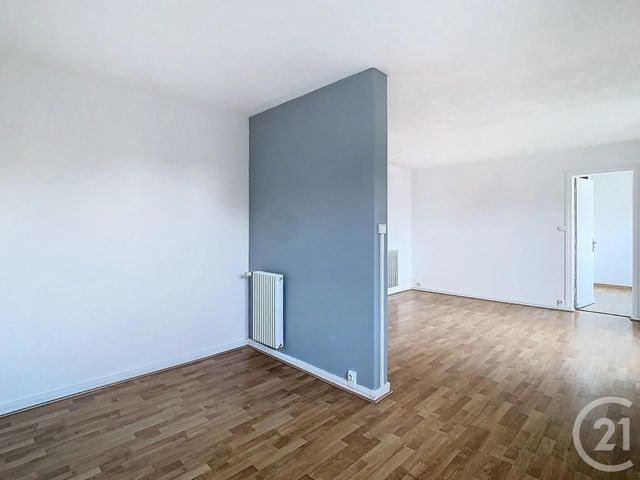 Afficher la photo en grand Appartement F3 à louer - 3 pièces - 69.11 m2 - PERPIGNAN - 66 - LANGUEDOC-ROUSSILLON - Century 21 Terres Catalanes