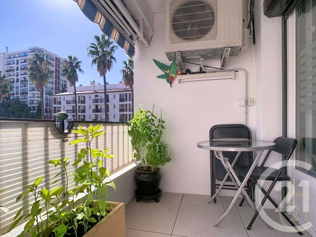 Appartement F4 à vendre - 4 pièces - 88.27 m2 - PERPIGNAN - 66 - LANGUEDOC-ROUSSILLON - Century 21 Terres Catalanes