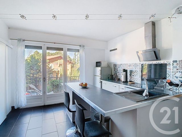 Appartement F2 à louer - 2 pièces - 37.94 m2 - PERPIGNAN - 66 - LANGUEDOC-ROUSSILLON - Century 21 Terres Catalanes
